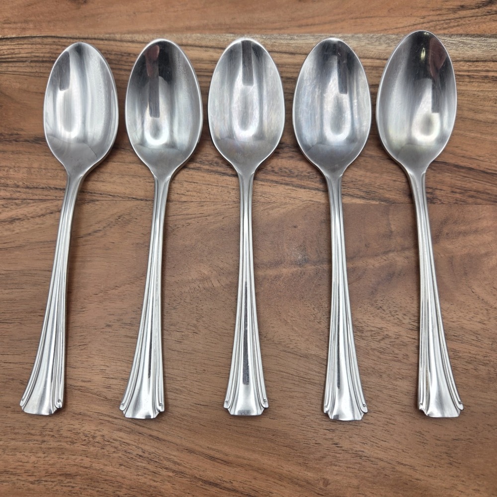 Set Of 5 Oneida Bordeaux 18/10 Stainless Steel Teaspoons 6.25"